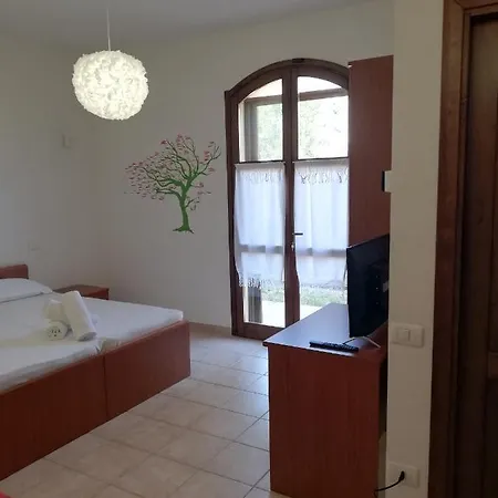 Note Di Stelle Oda ve Kahvaltı 4*