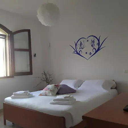 Note Di Stelle Oda ve Kahvaltı Marrùbiu